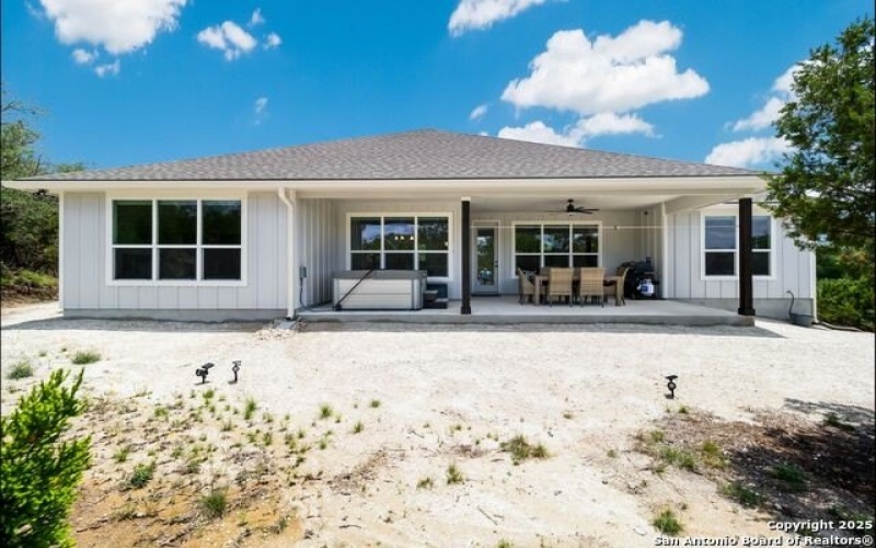 1175 Parton, Canyon Lake, TX 78133, 4 Habitaciones Habitaciones , ,2 BañosBaños,Residential,En Venta,1175 Parton,1871504