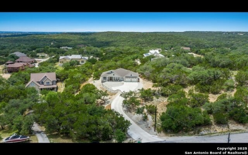 1175 Parton, Canyon Lake, TX 78133, 4 Habitaciones Habitaciones , ,2 BañosBaños,Residential,En Venta,1175 Parton,1871504