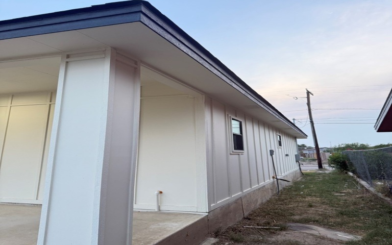 1824 Lewis Street, Eagle Pass, TX 78852, 3 Bedrooms Bedrooms, ,2 BathroomsBathrooms,Residential,For Sale,1824 Lewis Street,81304