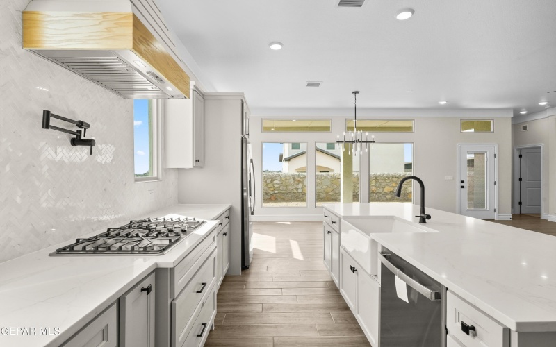 13371 Jeff Winton Drive, El Paso, TX 79938, 4 Bedrooms Bedrooms, ,3 BathroomsBathrooms,Residential,For Sale,13371 Jeff Winton Drive,923572