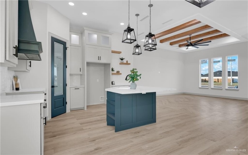 812 Spring Drive, Alton, TX 78573, 3 Habitaciones Habitaciones , ,3 BañosBaños,Residential,En Venta,812 Spring Drive,472530