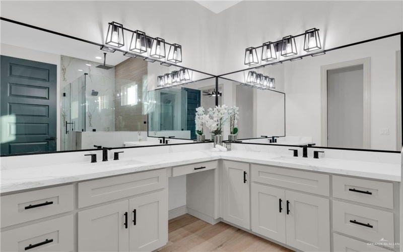 812 Spring Drive, Alton, TX 78573, 3 Habitaciones Habitaciones , ,3 BañosBaños,Residential,En Venta,812 Spring Drive,472530