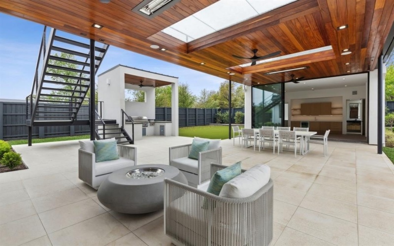 10335 Lennox Lane, Dallas, TX 75229, 6 Bedrooms Bedrooms, ,7 BathroomsBathrooms,Residential,For Sale,10335 Lennox Lane,20844512