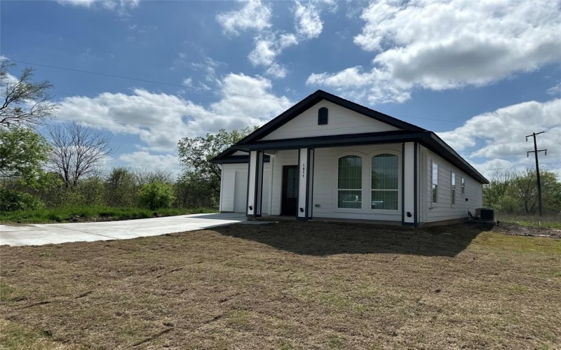 1011 S Preston Street, Ennis, TX 75119, 3 Habitaciones Habitaciones , ,2 BañosBaños,Residential,En Venta,1011 S Preston Street,20900122