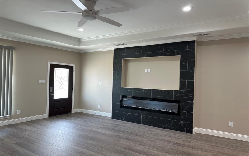 1011 S Preston Street, Ennis, TX 75119, 3 Habitaciones Habitaciones , ,2 BañosBaños,Residential,En Venta,1011 S Preston Street,20900122