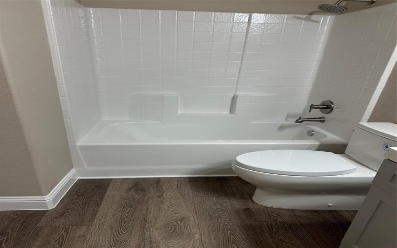 1011 S Preston Street, Ennis, TX 75119, 3 Habitaciones Habitaciones , ,2 BañosBaños,Residential,En Venta,1011 S Preston Street,20900122
