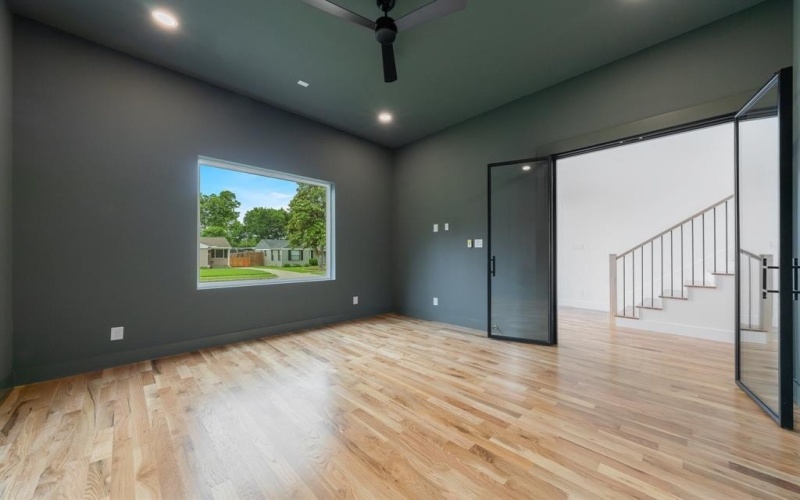3839 Hawick Lane, Dallas, TX 75220, 5 Bedrooms Bedrooms, ,5 BathroomsBathrooms,Residential,For Sale,3839 Hawick Lane,20910404