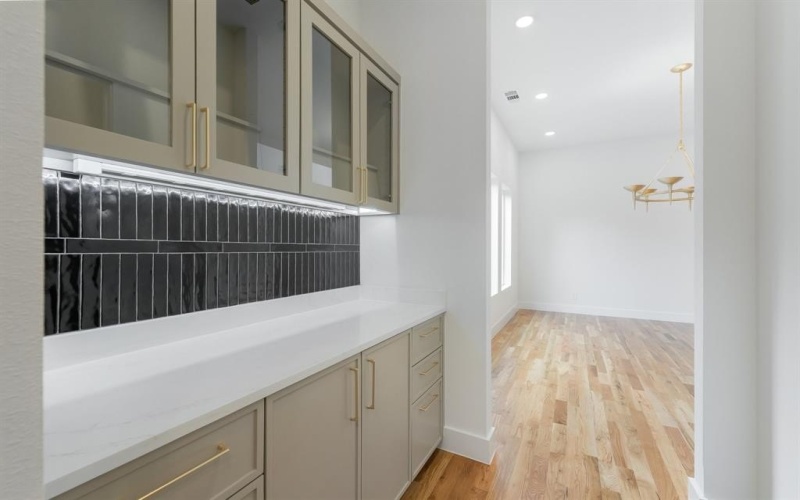 3839 Hawick Lane, Dallas, TX 75220, 5 Bedrooms Bedrooms, ,5 BathroomsBathrooms,Residential,For Sale,3839 Hawick Lane,20910404