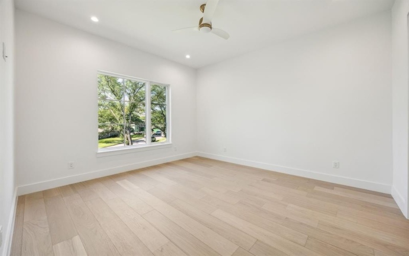 3379 Townsend Drive, Dallas, TX 75229, 4 Bedrooms Bedrooms, ,3 BathroomsBathrooms,Residential,For Sale,3379 Townsend Drive,20937997