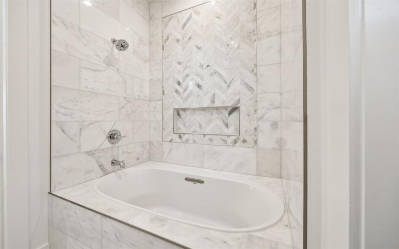 3379 Townsend Drive, Dallas, TX 75229, 4 Bedrooms Bedrooms, ,3 BathroomsBathrooms,Residential,For Sale,3379 Townsend Drive,20937997