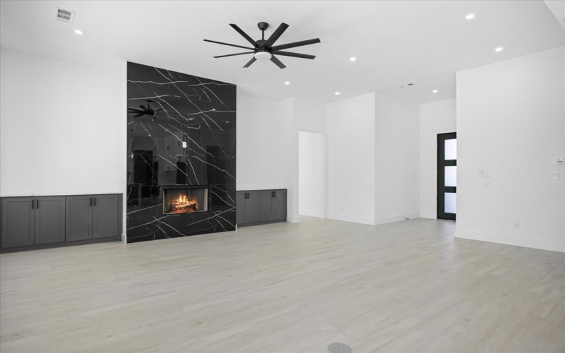 2057 Glenhollow Drive, Weatherford, TX 76088, 4 Habitaciones Habitaciones , ,3 BañosBaños,Residential Lease,En Alquiler,2057 Glenhollow Drive,20939992