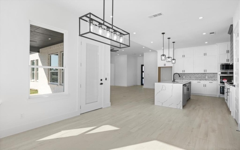 2057 Glenhollow Drive, Weatherford, TX 76088, 4 Habitaciones Habitaciones , ,3 BañosBaños,Residential Lease,En Alquiler,2057 Glenhollow Drive,20939992