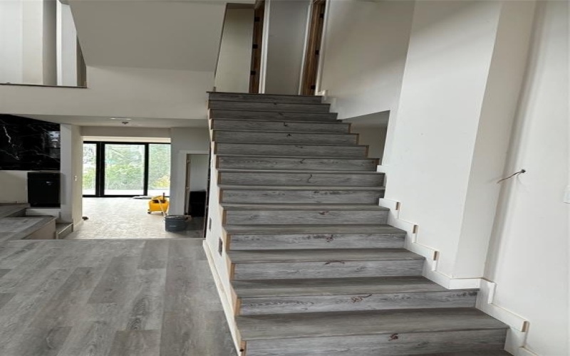 1401 Seegar Street, Dallas, TX 75215, 5 Bedrooms Bedrooms, ,6 BathroomsBathrooms,Residential,For Sale,1401 Seegar Street,20945470