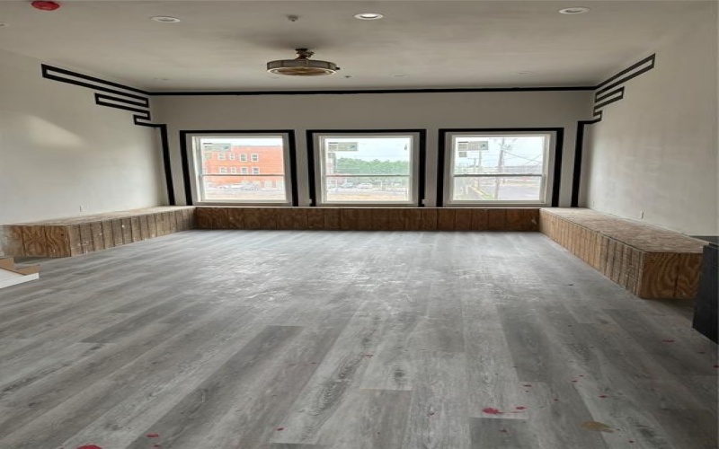 1401 Seegar Street, Dallas, TX 75215, 5 Bedrooms Bedrooms, ,6 BathroomsBathrooms,Residential,For Sale,1401 Seegar Street,20945470
