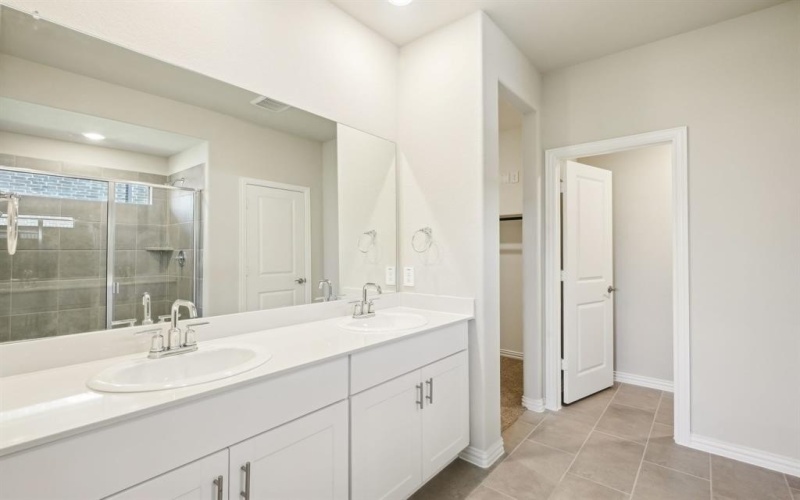 963 Lily Lane, Lavon, TX 75166, 4 Bedrooms Bedrooms, ,3 BathroomsBathrooms,Residential,For Sale,963 Lily Lane,20946059