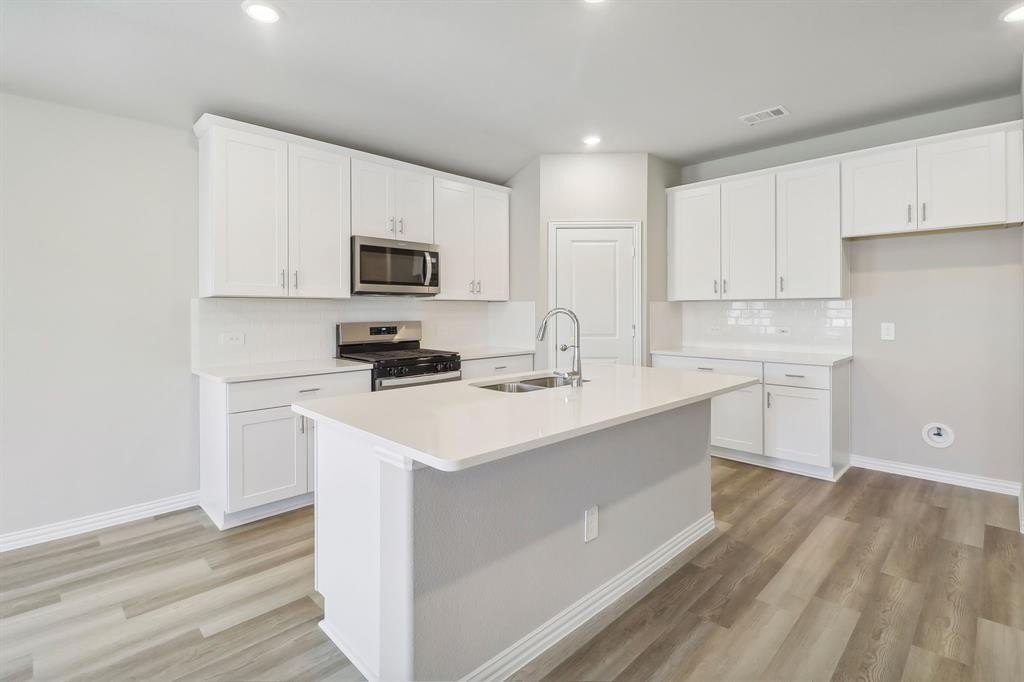 326 Iris Road, Lavon, TX 75166, 4 Bedrooms Bedrooms, ,3 BathroomsBathrooms,Residential,For Sale,326 Iris Road,20946061