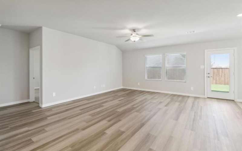 326 Iris Road, Lavon, TX 75166, 4 Bedrooms Bedrooms, ,3 BathroomsBathrooms,Residential,For Sale,326 Iris Road,20946061
