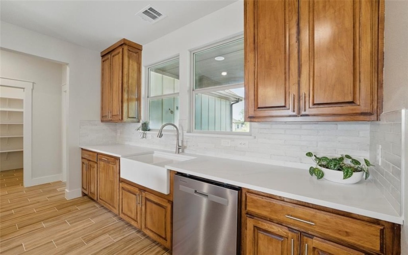 107 Stagecoach Trail, Weatherford, TX 76087, 4 Bedrooms Bedrooms, ,2 BathroomsBathrooms,Residential,For Sale,107 Stagecoach Trail,20948755