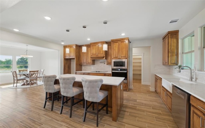 107 Stagecoach Trail, Weatherford, TX 76087, 4 Bedrooms Bedrooms, ,2 BathroomsBathrooms,Residential,For Sale,107 Stagecoach Trail,20948755