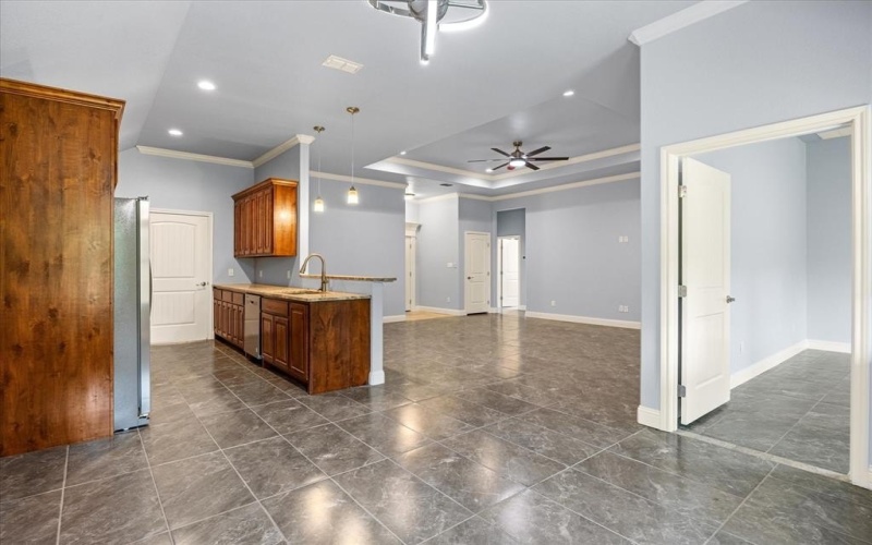 2615 San Gabriel Drive, Granbury, TX 76048, 3 Bedrooms Bedrooms, ,2 BathroomsBathrooms,Residential,For Sale,2615 San Gabriel Drive,20929799