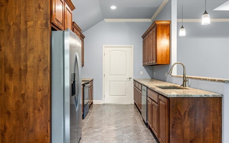 2615 San Gabriel Drive, Granbury, TX 76048, 3 Bedrooms Bedrooms, ,2 BathroomsBathrooms,Residential,For Sale,2615 San Gabriel Drive,20929799