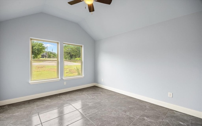 2615 San Gabriel Drive, Granbury, TX 76048, 3 Bedrooms Bedrooms, ,2 BathroomsBathrooms,Residential,For Sale,2615 San Gabriel Drive,20929799