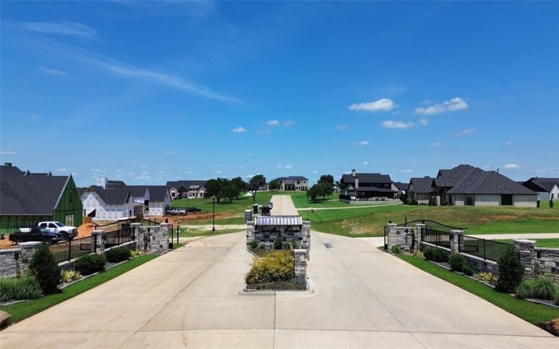 2700 veridian point Drive, Burleson, TX 76028, 4 Habitaciones Habitaciones , ,3 BañosBaños,Residential,En Venta,2700 veridian point Drive,20950385