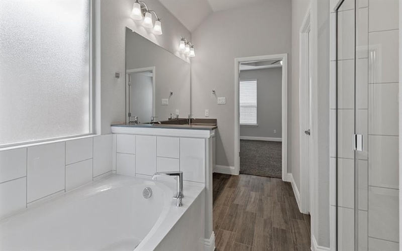 11209 ORCHARD Lane, Justin, TX 76247, 4 Habitaciones Habitaciones , ,2 BañosBaños,Residential,En Venta,11209 ORCHARD Lane,20951267