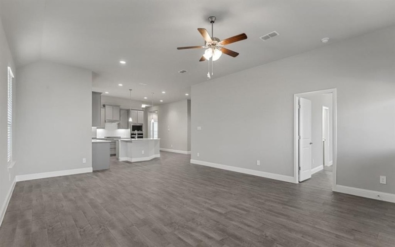 11229 ORCHARD Lane, Justin, TX 76247, 4 Habitaciones Habitaciones , ,2 BañosBaños,Residential,En Venta,11229 ORCHARD Lane,20951320