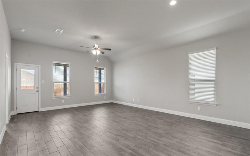 11229 ORCHARD Lane, Justin, TX 76247, 4 Habitaciones Habitaciones , ,2 BañosBaños,Residential,En Venta,11229 ORCHARD Lane,20951320