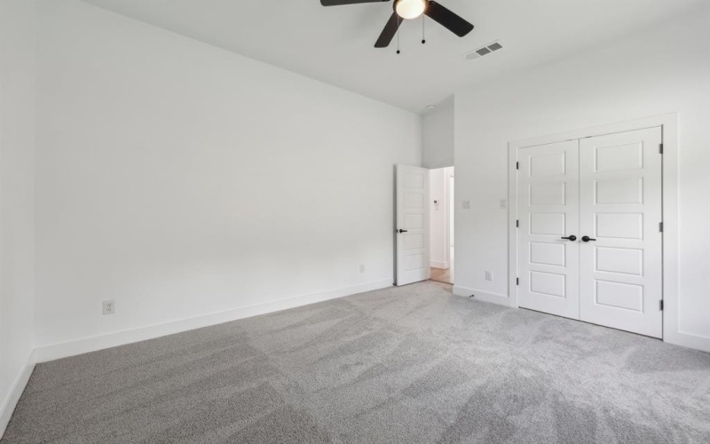 6002 Verde Way, Dallas, TX 75211, 4 Bedrooms Bedrooms, ,2 BathroomsBathrooms,Residential,For Sale,6002 Verde Way,20951630