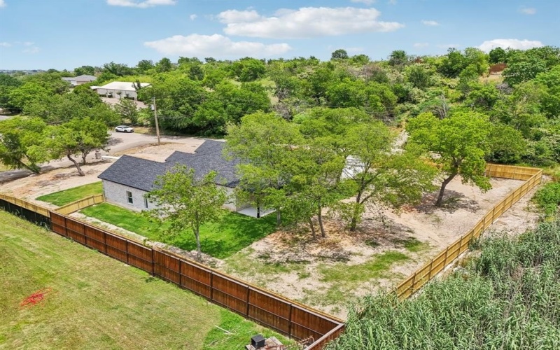 6002 Verde Way, Dallas, TX 75211, 4 Bedrooms Bedrooms, ,2 BathroomsBathrooms,Residential,For Sale,6002 Verde Way,20951630