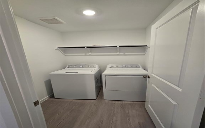1165 Barbary Fields Street, Forney, TX 75126, 3 Bedrooms Bedrooms, ,2 BathroomsBathrooms,Residential Lease,For Rent,1165 Barbary Fields Street,20951738