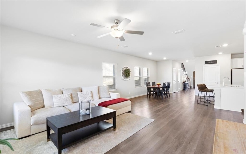 505 Cottagewood Drive, McKinney, TX 75071, 4 Habitaciones Habitaciones , ,2 BañosBaños,Residential,En Venta,505 Cottagewood Drive,20952044