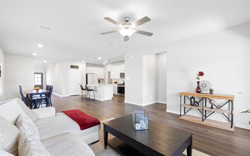 505 Cottagewood Drive, McKinney, TX 75071, 4 Habitaciones Habitaciones , ,2 BañosBaños,Residential,En Venta,505 Cottagewood Drive,20952044