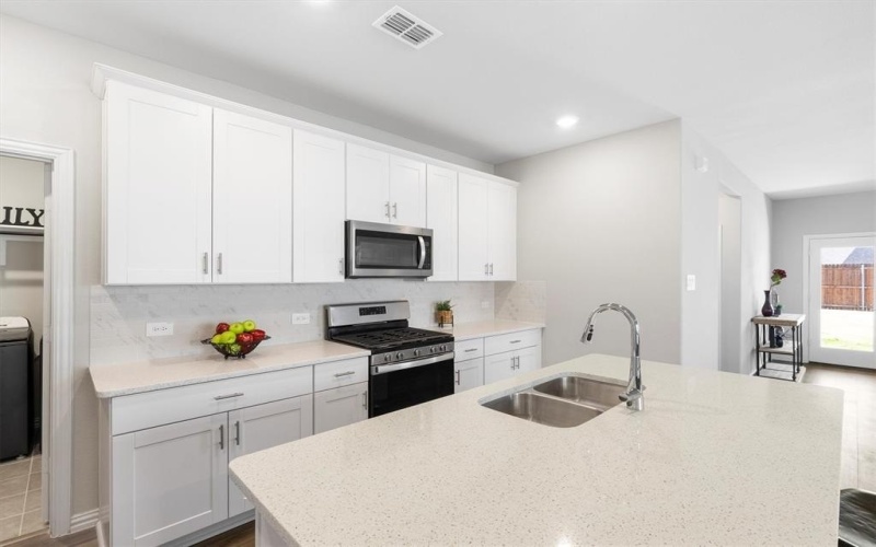 505 Cottagewood Drive, McKinney, TX 75071, 4 Habitaciones Habitaciones , ,2 BañosBaños,Residential,En Venta,505 Cottagewood Drive,20952044