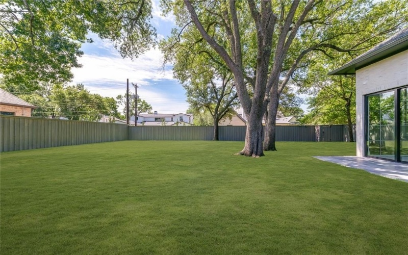 5852 Elderwood Drive, Dallas, TX 75230, 6 Habitaciones Habitaciones , ,7 BañosBaños,Residential,En Venta,5852 Elderwood Drive,20952117