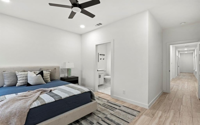 2230 Hooper Street, Dallas, TX 75215, 3 Bedrooms Bedrooms, ,2 BathroomsBathrooms,Residential,For Sale,2230 Hooper Street,20952191