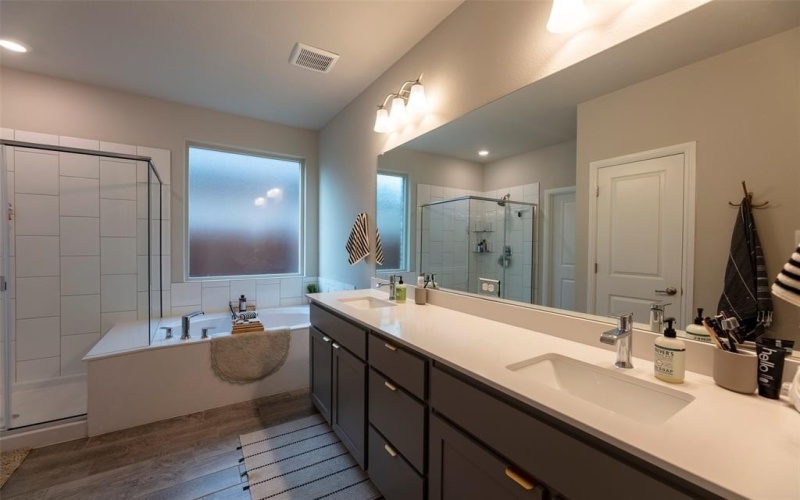 3036 Lionsgate Drive, Argyle, TX 76226, 5 Habitaciones Habitaciones , ,3 BañosBaños,Residential,En Venta,3036 Lionsgate Drive,20952234