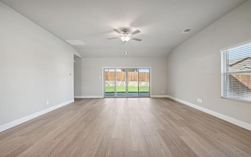 516 Stagg Street, McKinney, TX 75069, 4 Bedrooms Bedrooms, ,3 BathroomsBathrooms,Residential,For Sale,516 Stagg Street,20952251