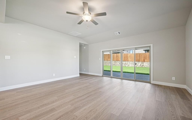 516 Stagg Street, McKinney, TX 75069, 4 Bedrooms Bedrooms, ,3 BathroomsBathrooms,Residential,For Sale,516 Stagg Street,20952251
