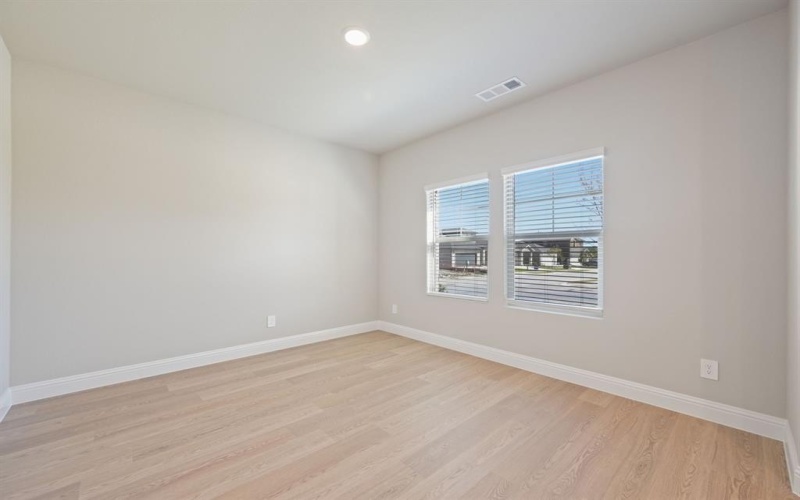 516 Stagg Street, McKinney, TX 75069, 4 Bedrooms Bedrooms, ,3 BathroomsBathrooms,Residential,For Sale,516 Stagg Street,20952251