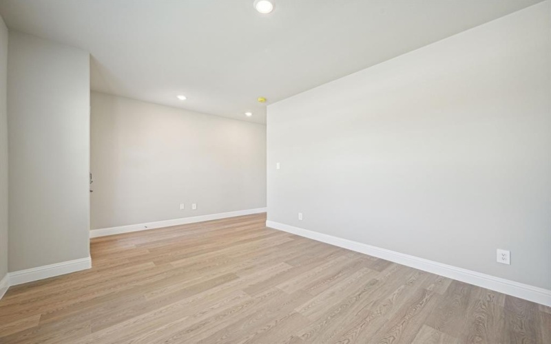 516 Stagg Street, McKinney, TX 75069, 4 Bedrooms Bedrooms, ,3 BathroomsBathrooms,Residential,For Sale,516 Stagg Street,20952251