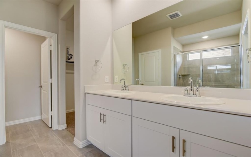 416 Stagg Street, McKinney, TX 75069, 4 Bedrooms Bedrooms, ,3 BathroomsBathrooms,Residential,For Sale,416 Stagg Street,20952261