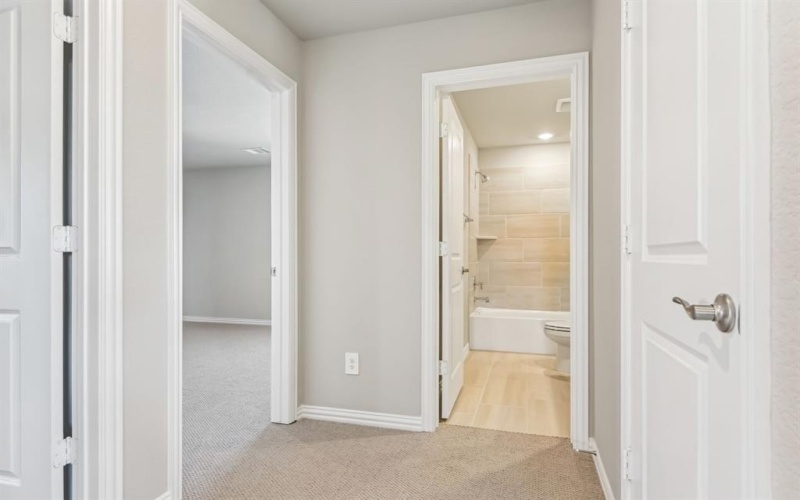 412 Stagg Street, McKinney, TX 75069, 5 Bedrooms Bedrooms, ,3 BathroomsBathrooms,Residential,For Sale,412 Stagg Street,20952267