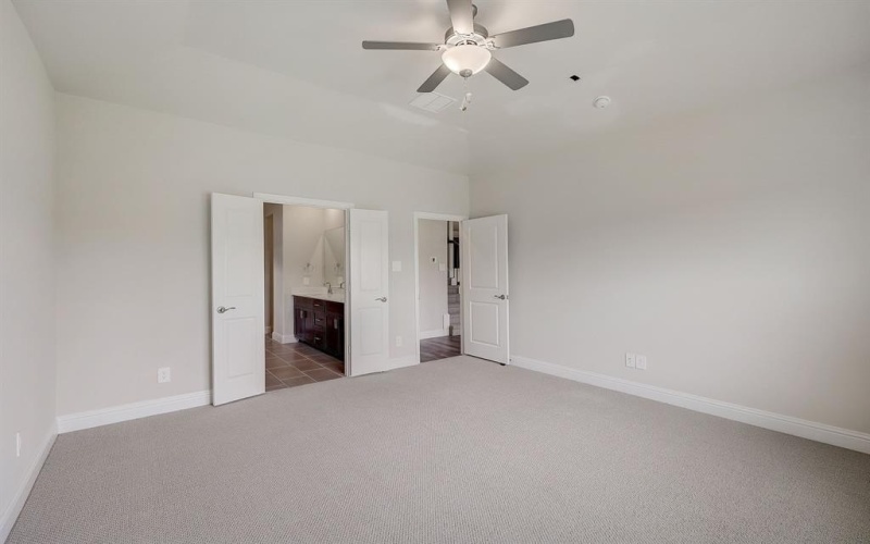 410 Stagg Street, McKinney, TX 75069, 5 Bedrooms Bedrooms, ,3 BathroomsBathrooms,Residential,For Sale,410 Stagg Street,20952268