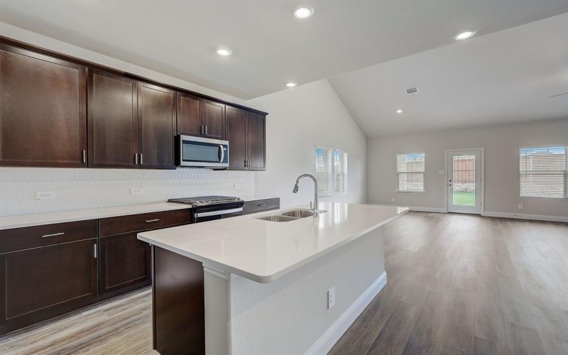 410 Stagg Street, McKinney, TX 75069, 5 Bedrooms Bedrooms, ,3 BathroomsBathrooms,Residential,For Sale,410 Stagg Street,20952268