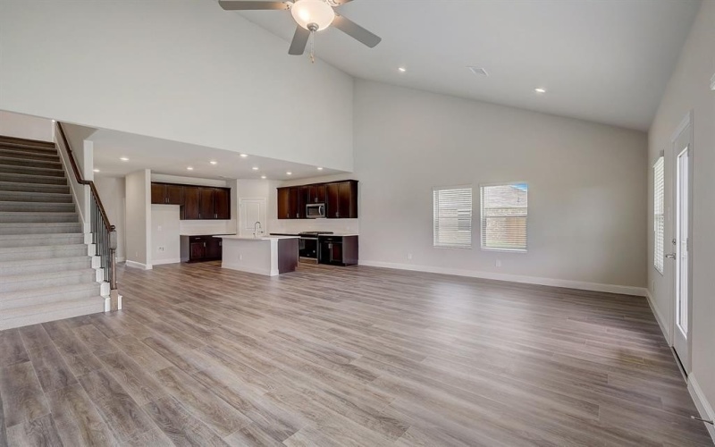 410 Stagg Street, McKinney, TX 75069, 5 Bedrooms Bedrooms, ,3 BathroomsBathrooms,Residential,For Sale,410 Stagg Street,20952268