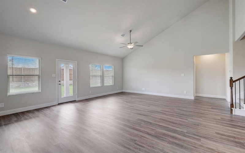 410 Stagg Street, McKinney, TX 75069, 5 Bedrooms Bedrooms, ,3 BathroomsBathrooms,Residential,For Sale,410 Stagg Street,20952268