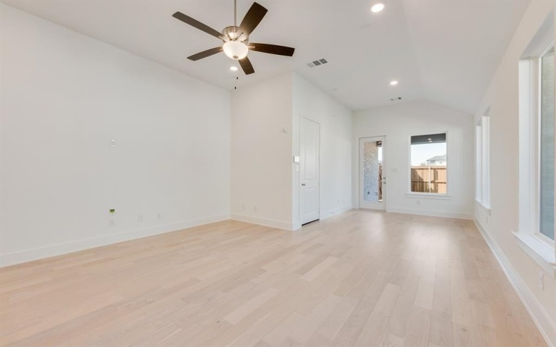 501 Firecrest Lane, Celina, TX 75009, 4 Habitaciones Habitaciones , ,2 BañosBaños,Residential,En Venta,501 Firecrest Lane,20952459
